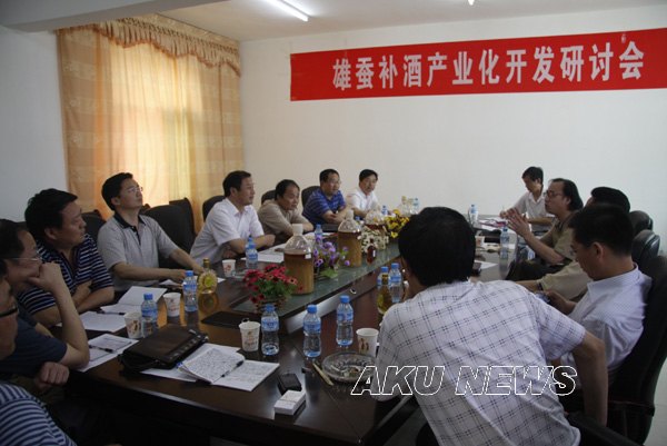 说明: http://kjc.aku.edu.cn/images/10/11/20/gvwuqtbr42/2010062216131032.jpg