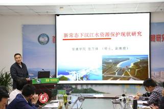 http://www.aku.edu.cn/_mediafile/web/2017/04/29/rb1an94rb1.jpg