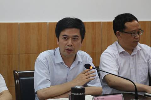 说明: http://www.aku.edu.cn/_mediafile/web/2017/06/19/ol2vni8e22.jpg