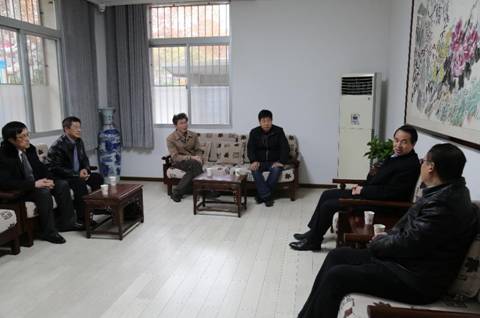 说明: http://www.aku.edu.cn/_mediafile/web/2018/11/23/zsk9s7hb51.jpg